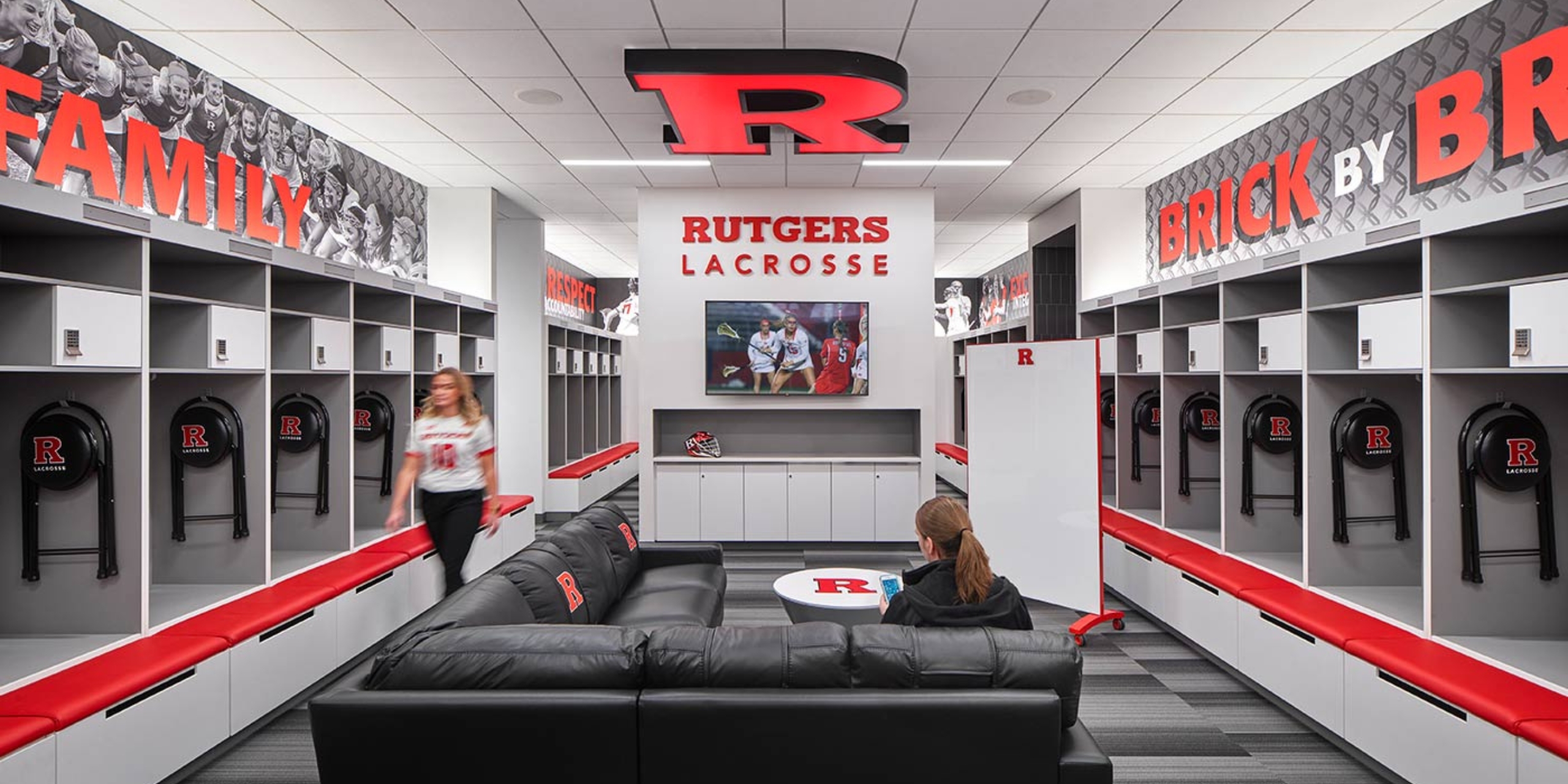 Rutgers University, Experiential Graphics for Women's La Crosse team