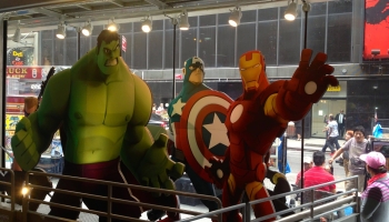 Toys"R"Us X Marvel